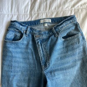 Abercrombie & Fitch Curve Love Mid Rise Jeans